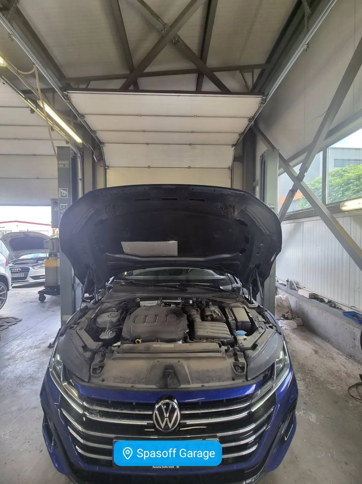VW Arteon в бокса на сервиза